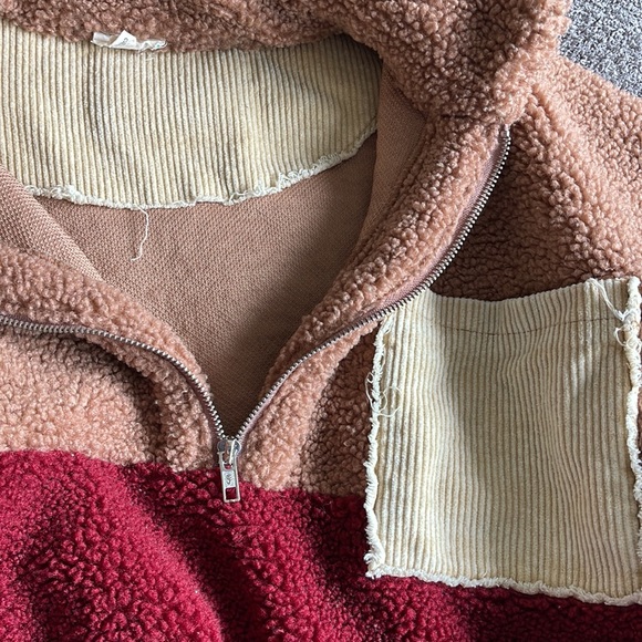 POL Top - Picture 6 of 6